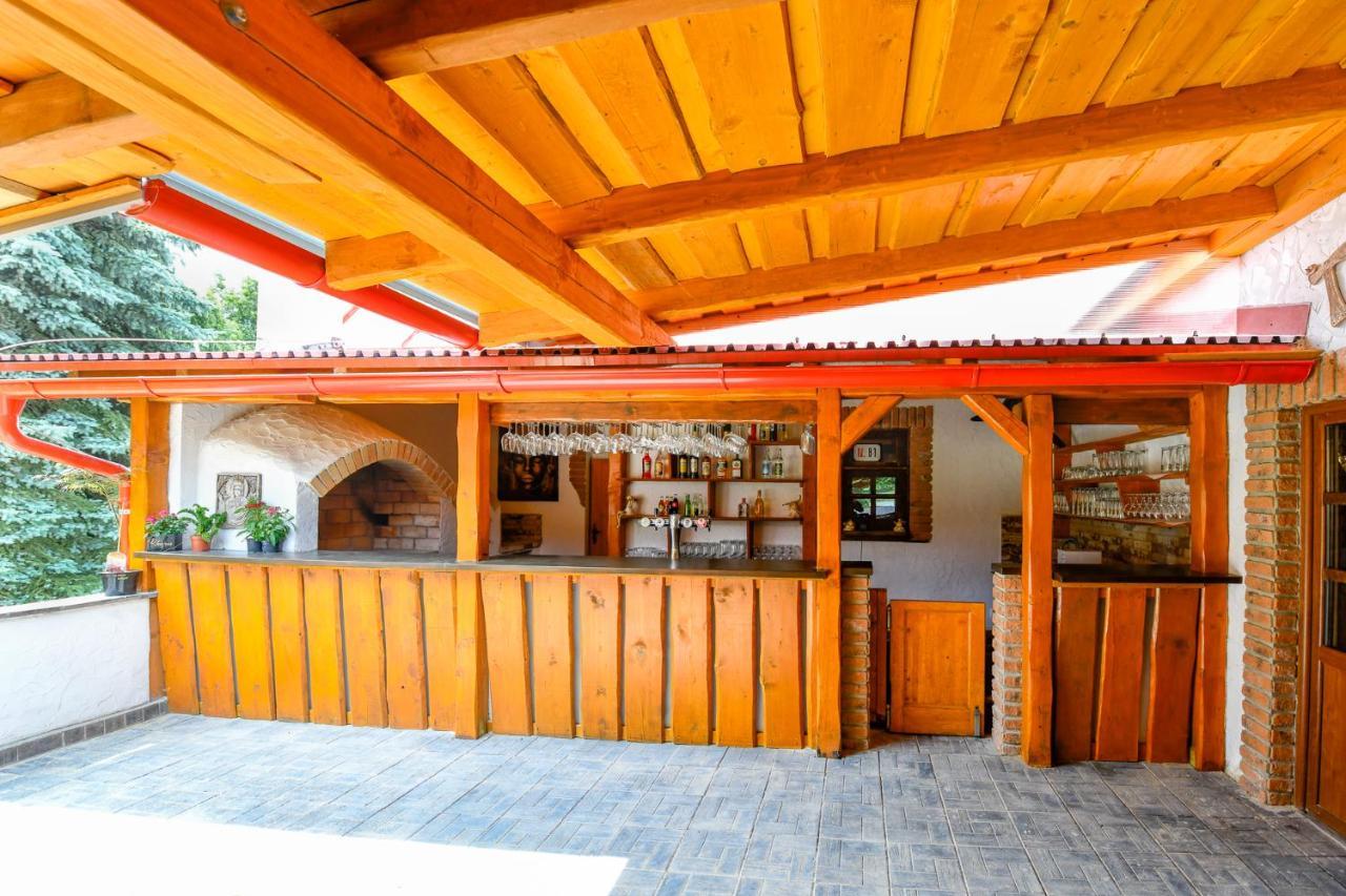 Penzion Turista Banská Štiavnica Dış mekan fotoğraf